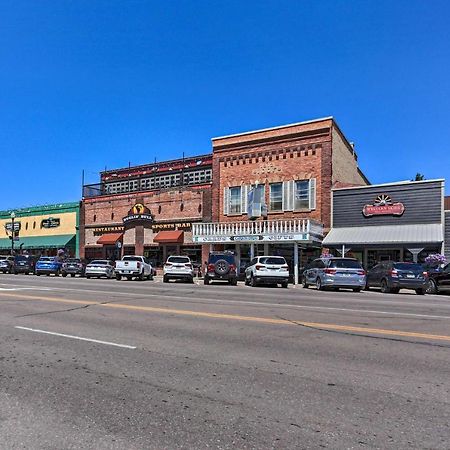 Custer Apt In Heart Of Town Shop, Dine, Hike Exterior photo