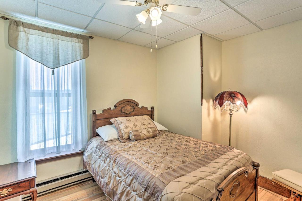 Custer Apt In Heart Of Town Shop, Dine, Hike Exterior photo