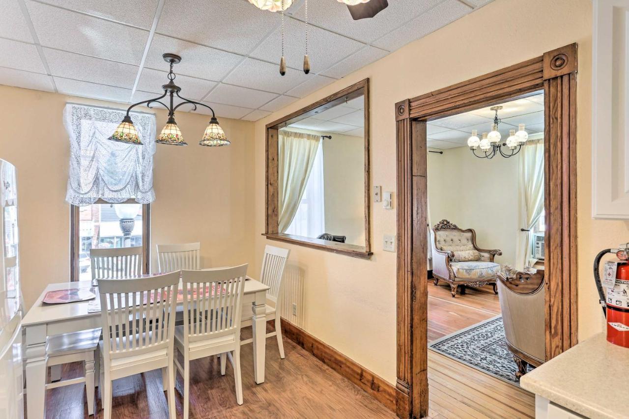 Custer Apt In Heart Of Town Shop, Dine, Hike Exterior photo